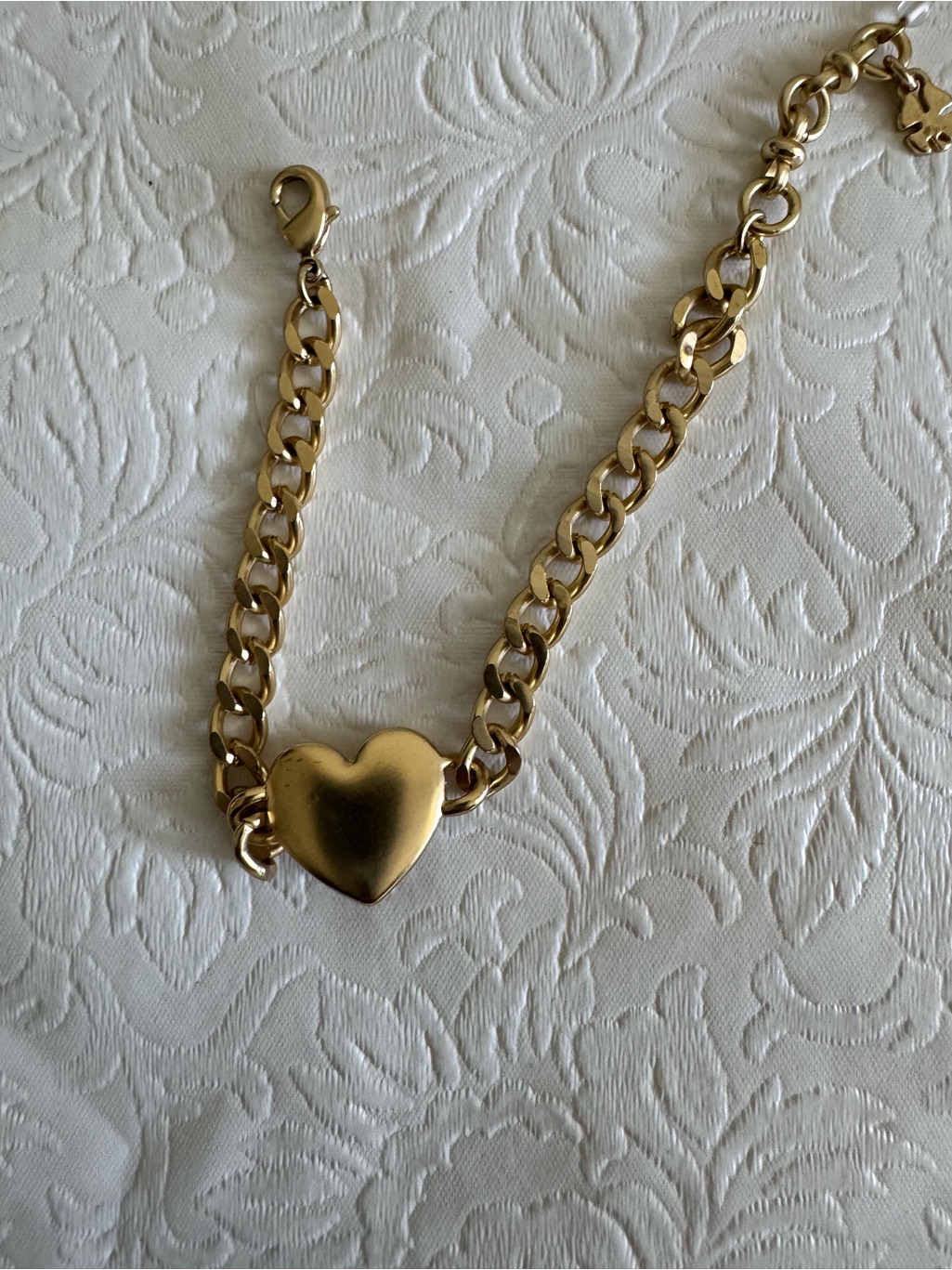 Lucky Brand Gold Tone Heart Link Bracelet